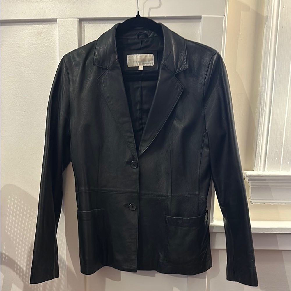 EUC Black Leather Women's Jacket UK 10/ US Medium